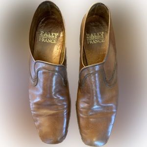 Men’s BALLY 100% Leather Slip On Loafers 10.5 Made in France Excellent Preowned!